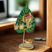 Heritage Leaf T-Light Stand