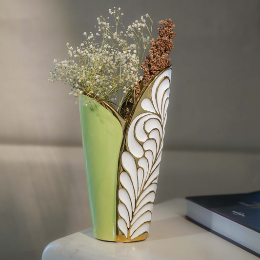 Limearc Vase