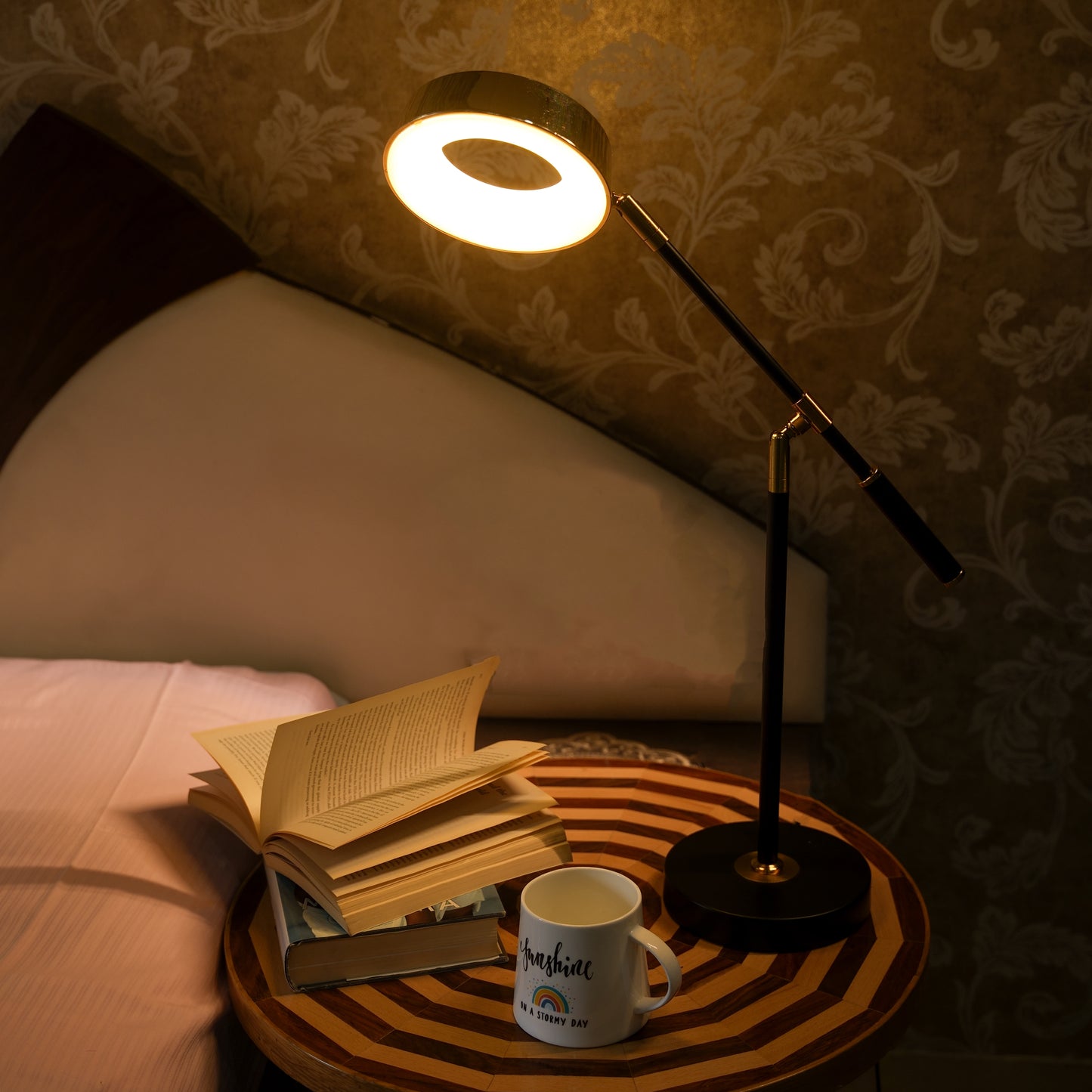 Orbit Lamp